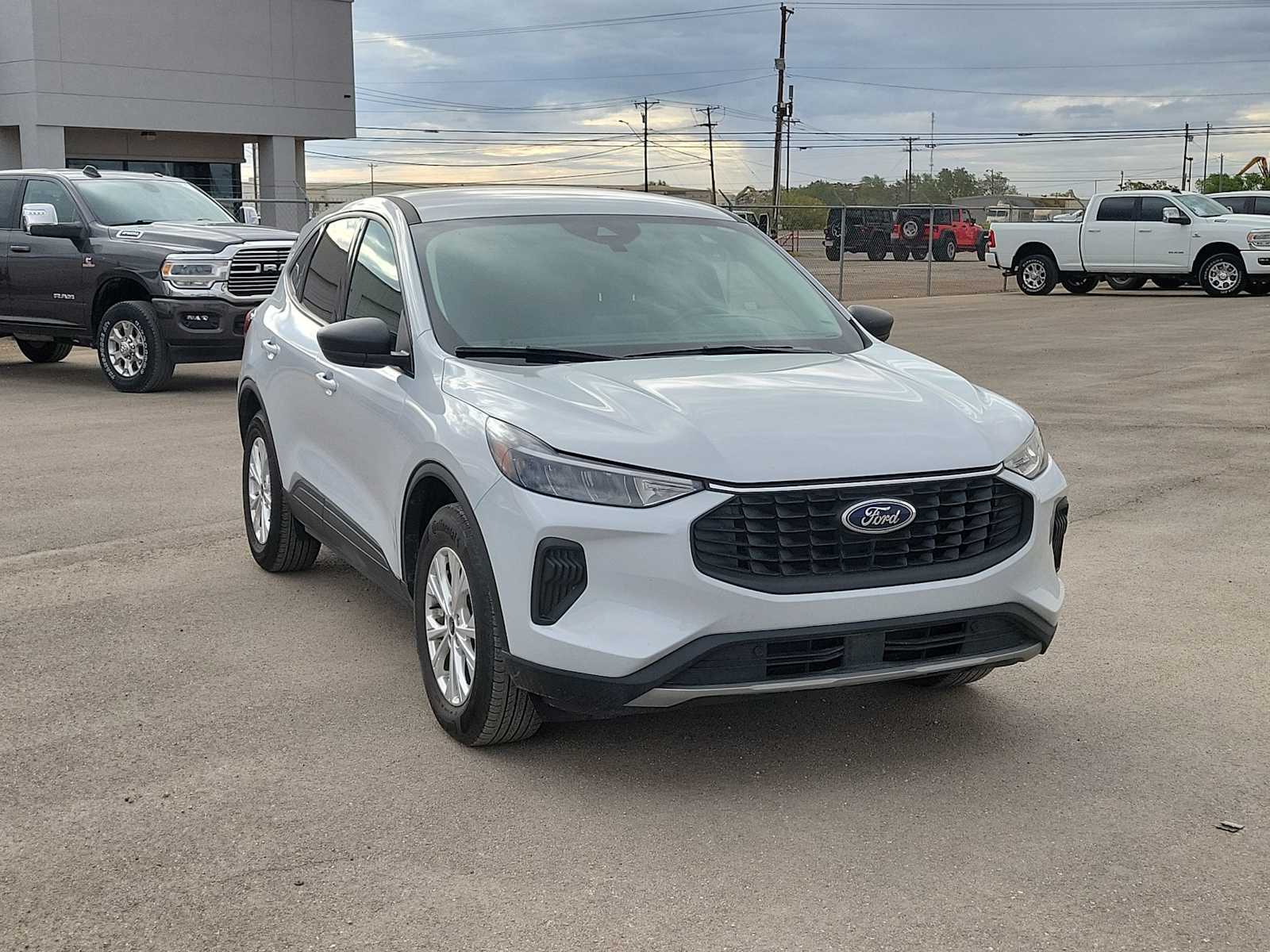 Thumbnail: 2025 Ford Escape - 2