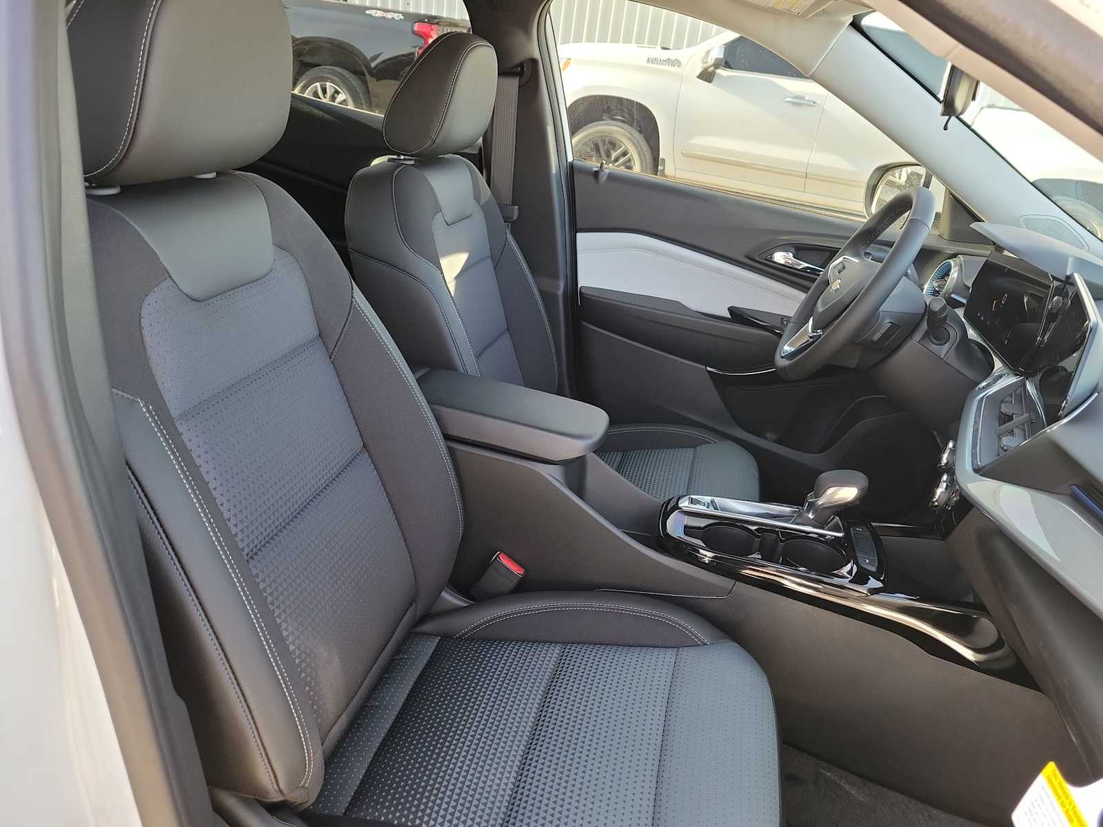 Thumbnail: 2026 Chevrolet Trax - 22