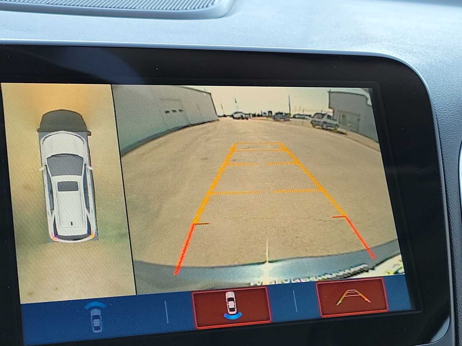 Thumbnail: 2018 Chevrolet Equinox - 28