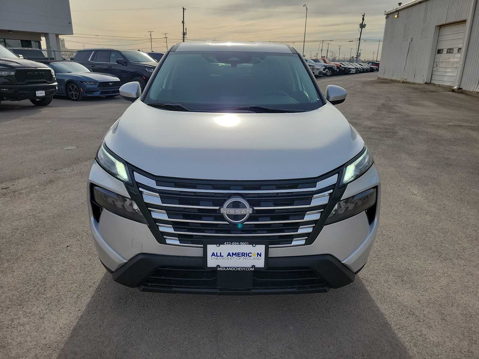 Thumbnail: 2024 Nissan Rogue - 3