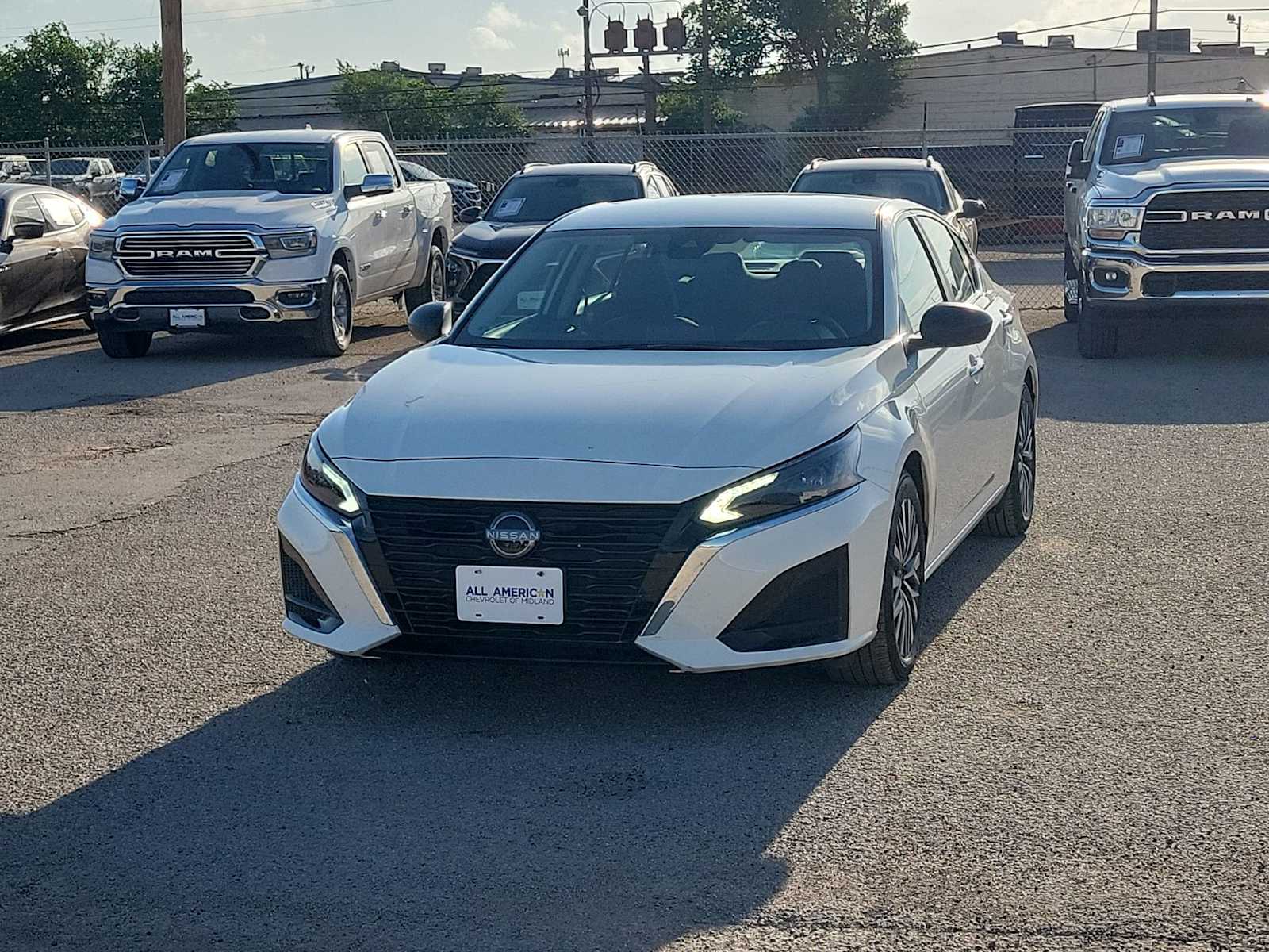 Thumbnail: 2025 Nissan Altima - 4