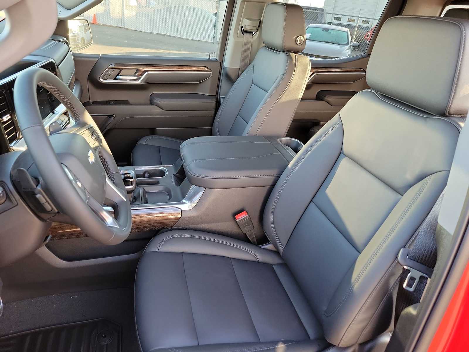 Thumbnail: 2026 Chevrolet Silverado 1500 - 19