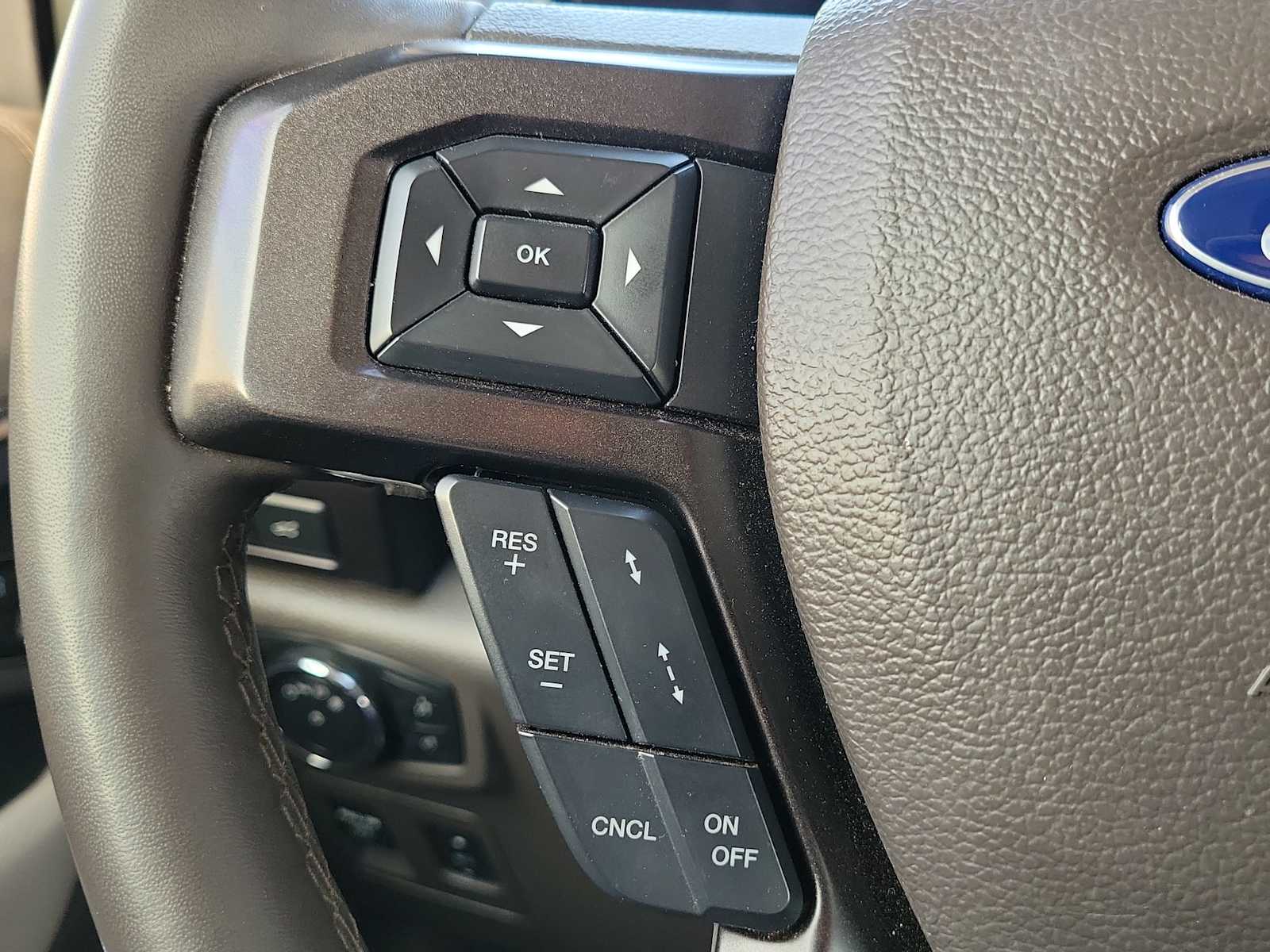 Thumbnail: 2021 Ford Expedition - 23