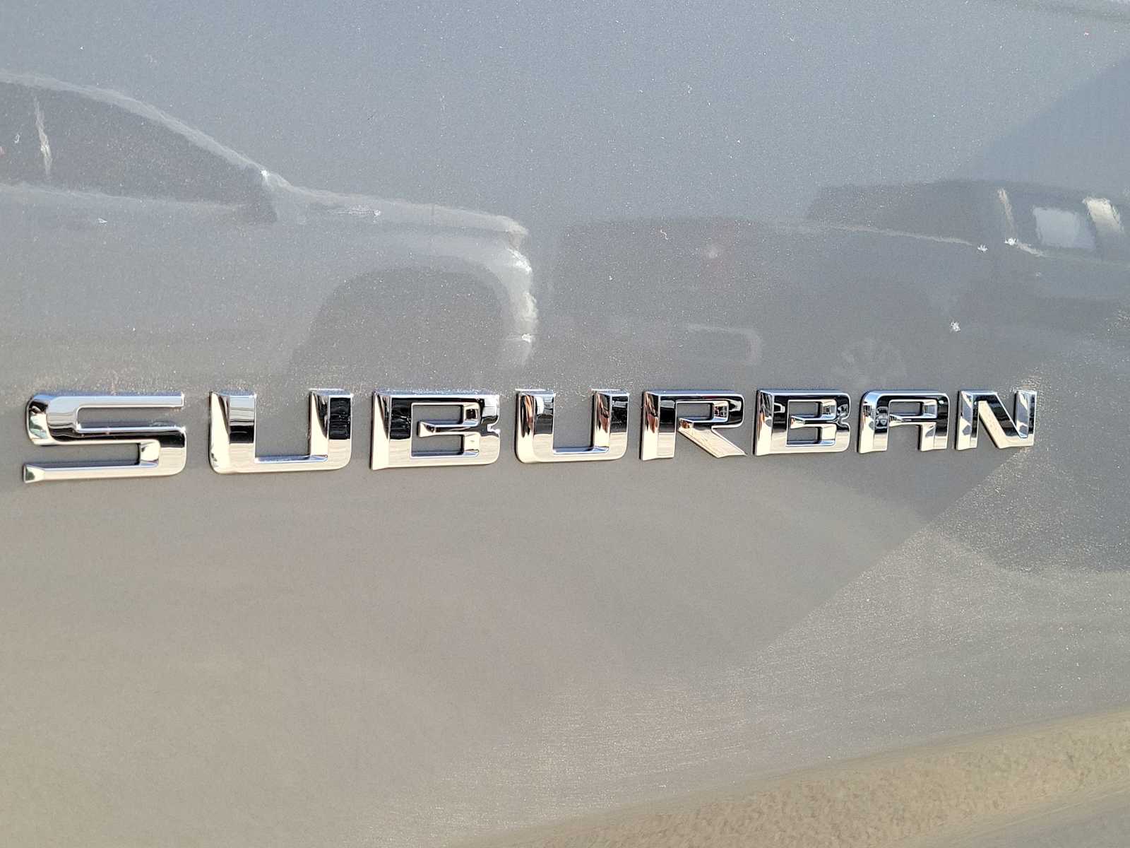 Thumbnail: 2026 Chevrolet Suburban - 15