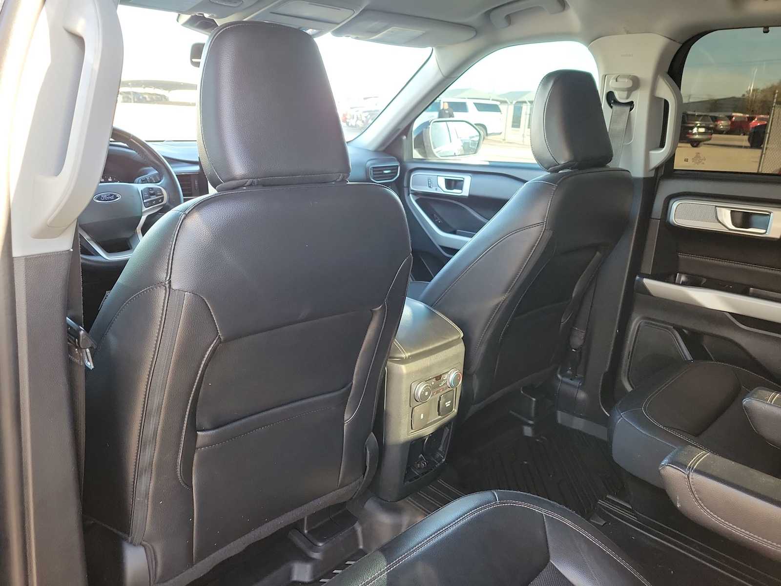 Thumbnail: 2022 Ford Explorer - 20