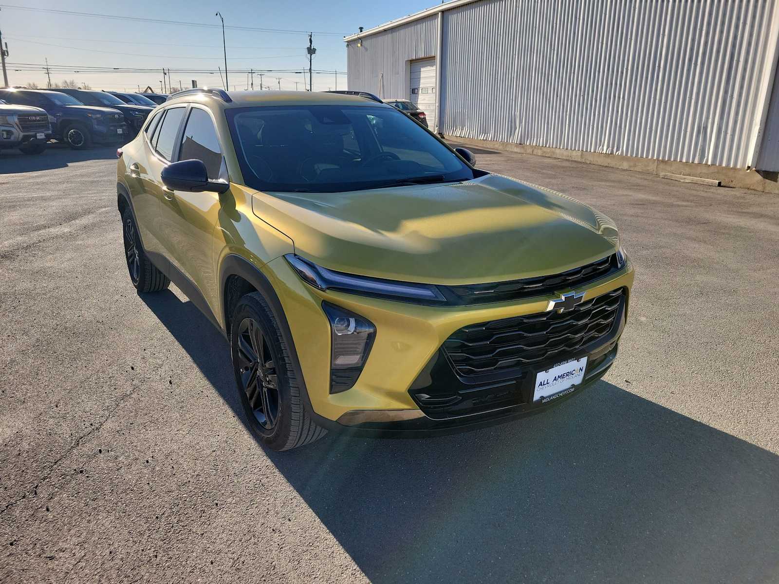 Thumbnail: 2025 Chevrolet Trax - 2