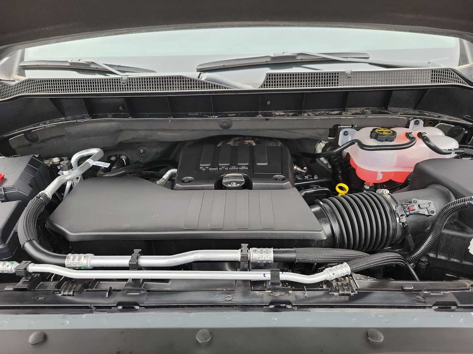 2025 Chevrolet Silverado 1500 Custom 17
