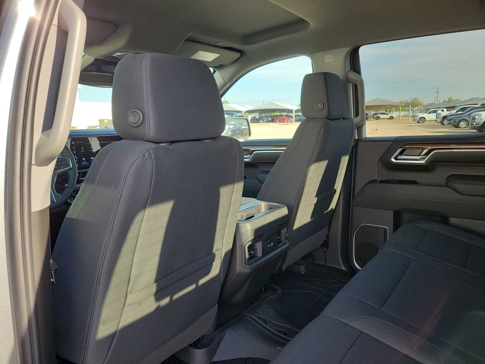 Thumbnail: 2026 Chevrolet Silverado 1500 - 16