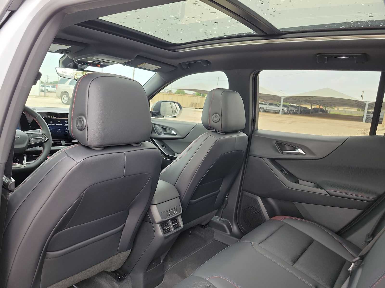 Thumbnail: 2026 Chevrolet Equinox - 16