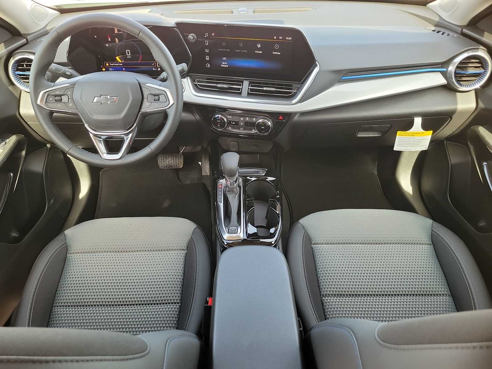 Thumbnail: 2026 Chevrolet Trax - 14
