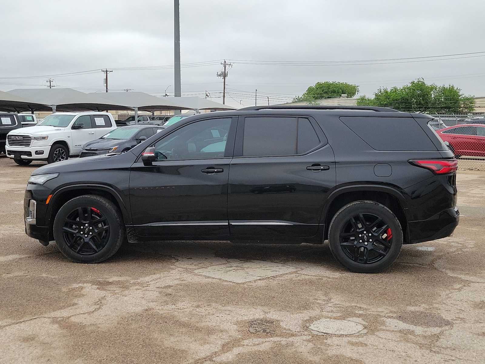 Thumbnail: 2023 Chevrolet Traverse - 4