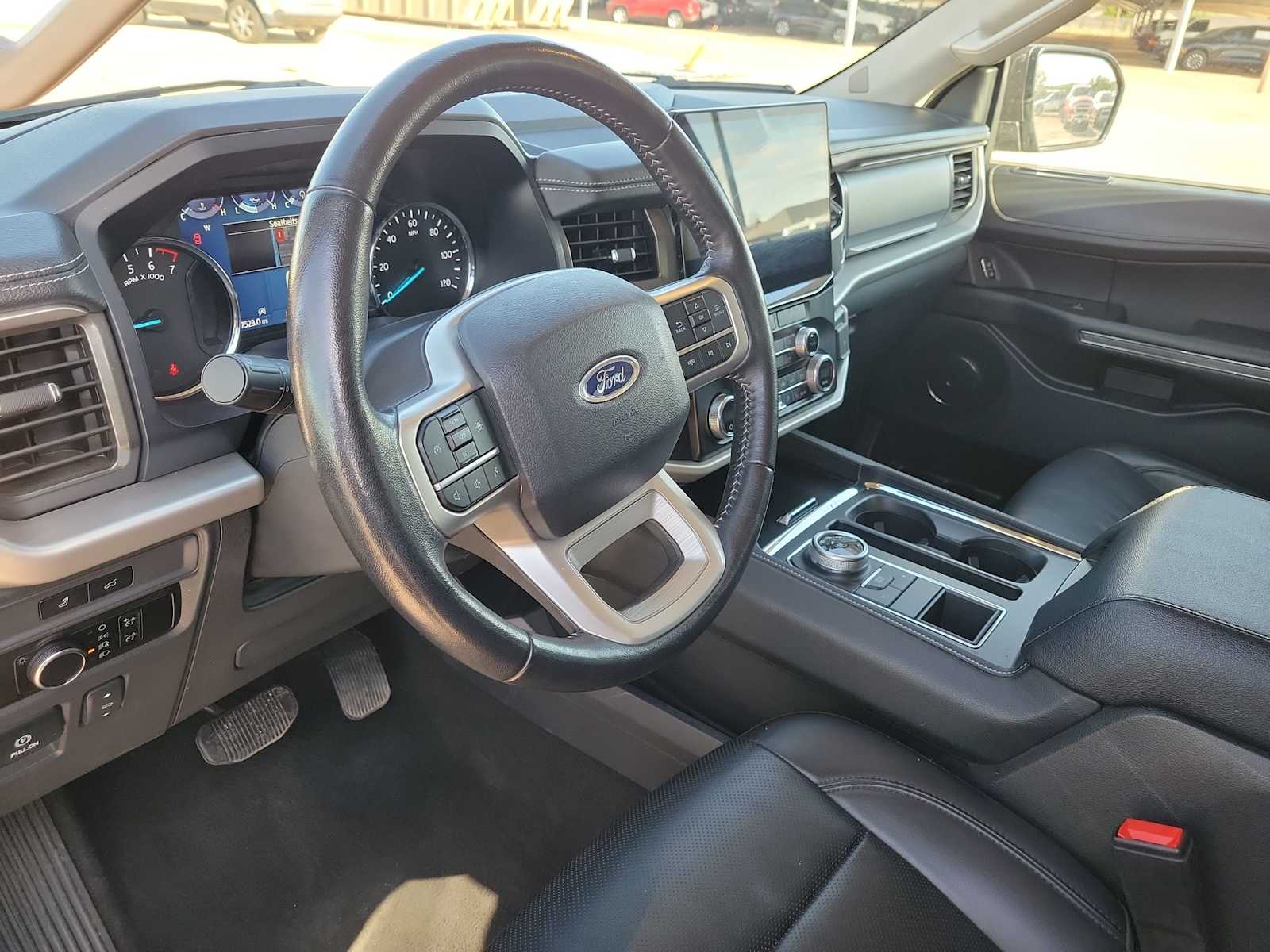 Thumbnail: 2024 Ford Expedition - 10
