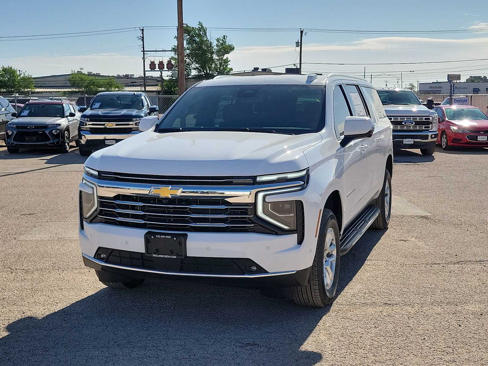 Thumbnail: 2026 Chevrolet Suburban - 4
