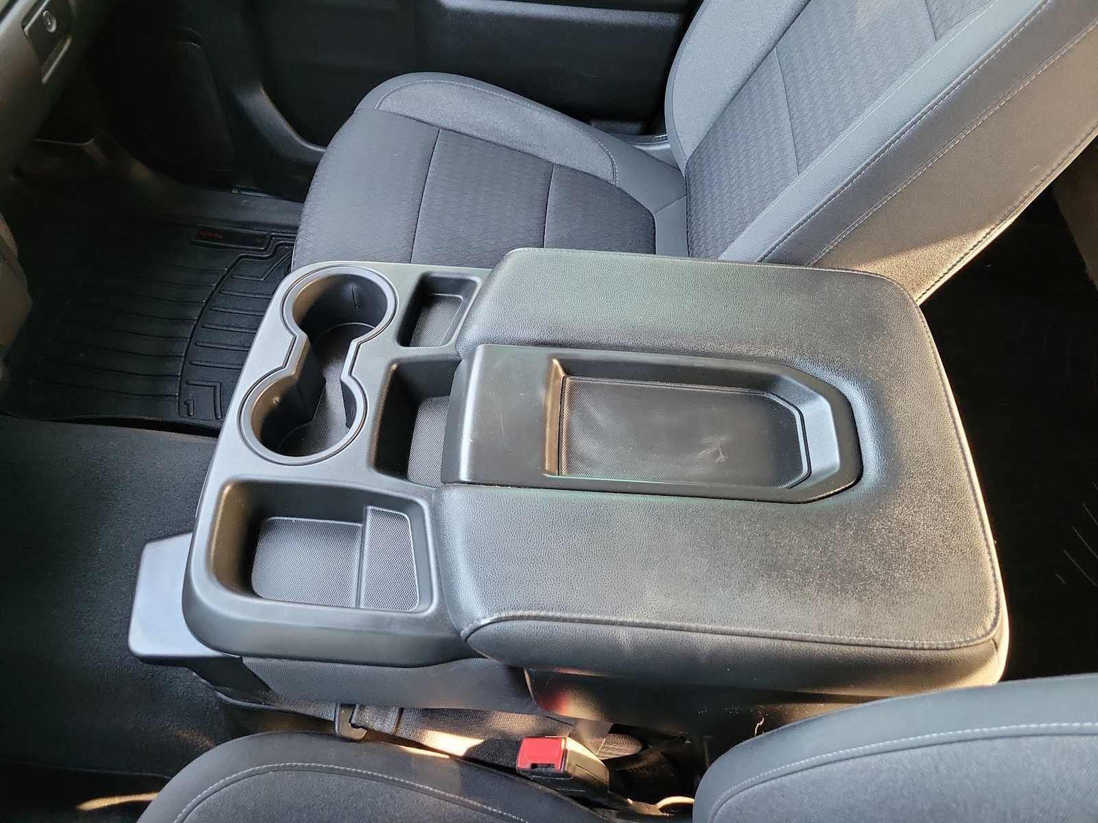 Thumbnail: 2022 Chevrolet Silverado 3500 - 20