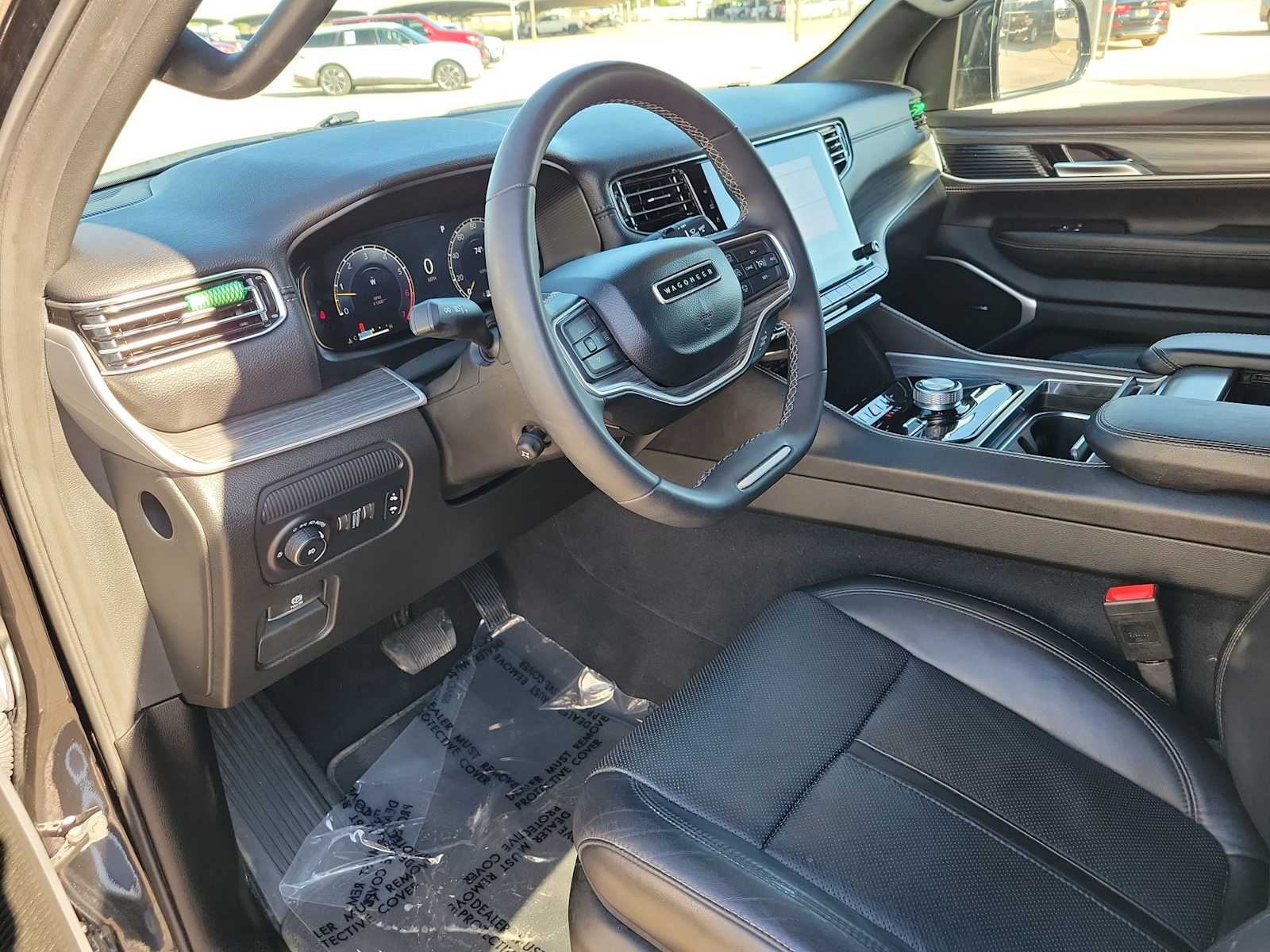 Thumbnail: 2024 Jeep Wagoneer - 10