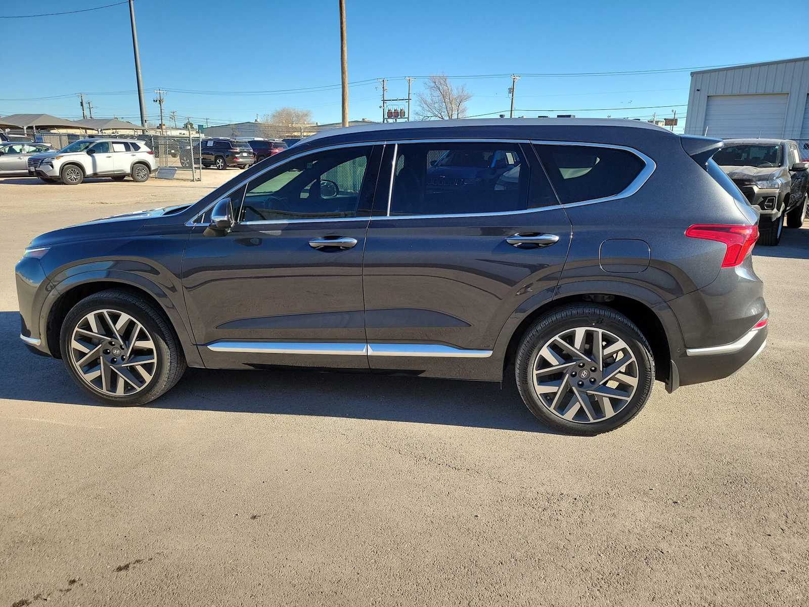 Thumbnail: 2022 Hyundai Santa Fe - 11