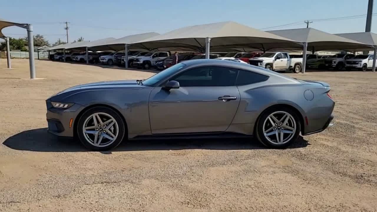 Thumbnail: 2025 Ford Mustang - 5