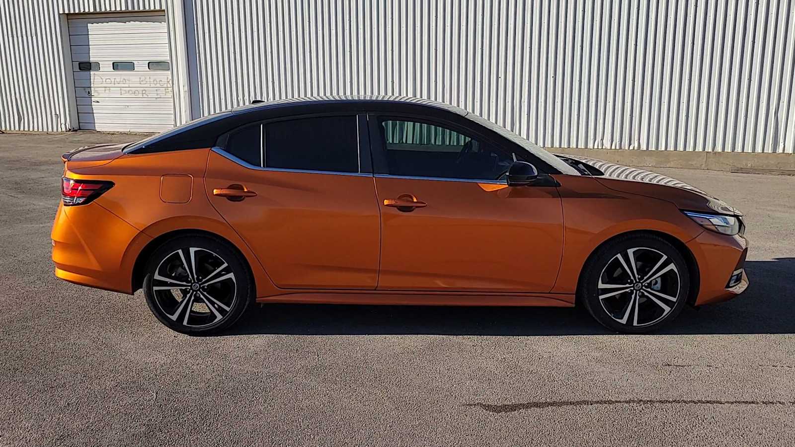 Thumbnail: 2023 Nissan Sentra - 9