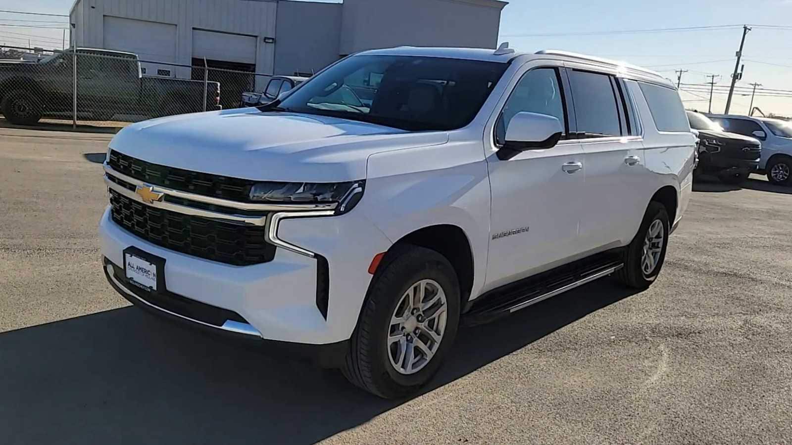 Thumbnail: 2021 Chevrolet Suburban - 4