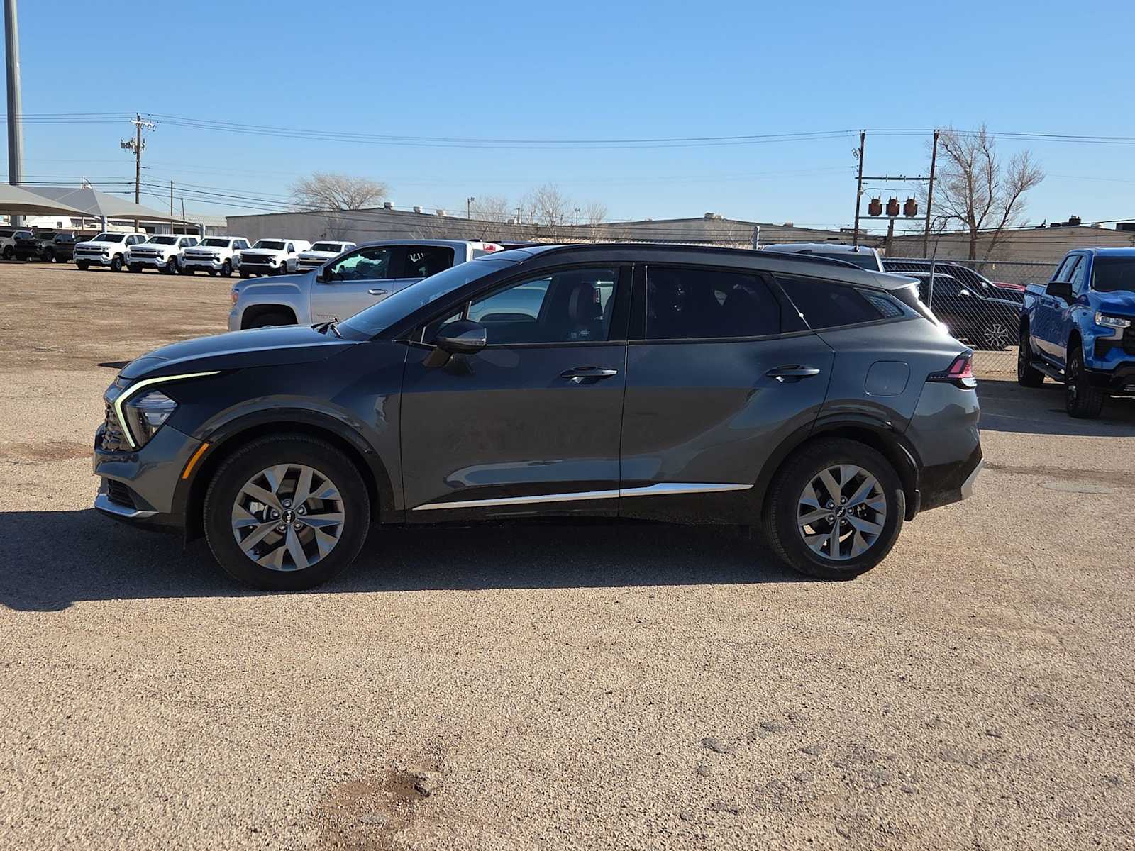 Thumbnail: 2023 Kia Sportage - 5