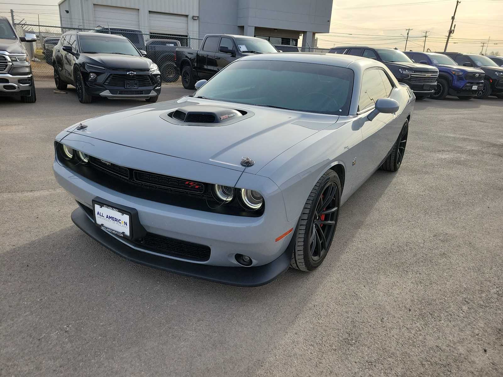 Thumbnail: 2021 Dodge Challenger - 4