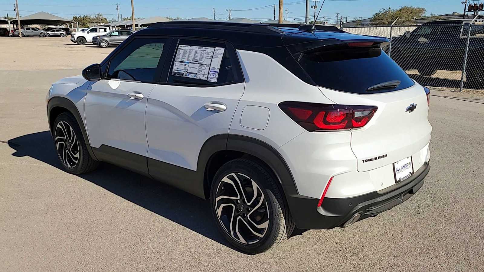 Thumbnail: 2026 Chevrolet TrailBlazer - 6