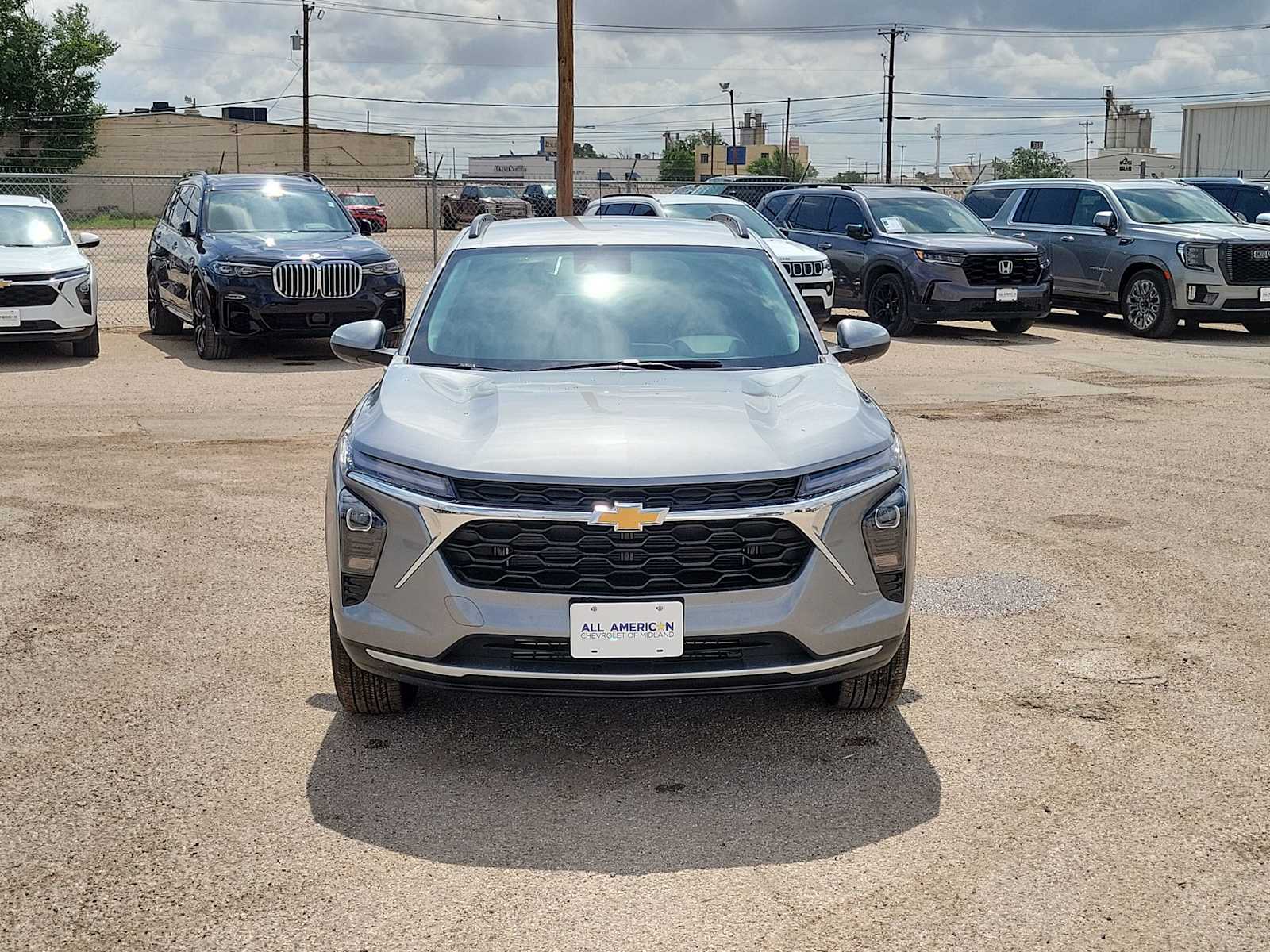 Thumbnail: 2026 Chevrolet Trax - 3