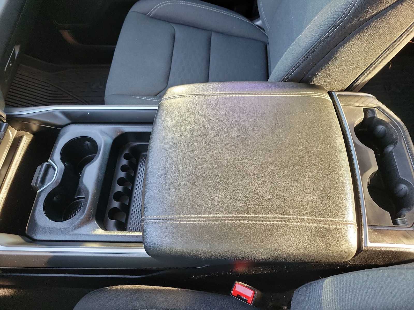 Thumbnail: 2025 RAM 1500 - 24