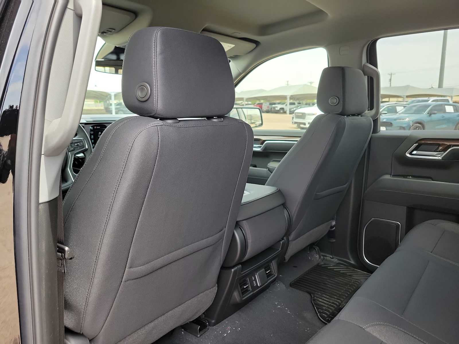 Thumbnail: 2026 Chevrolet Silverado 1500 - 16