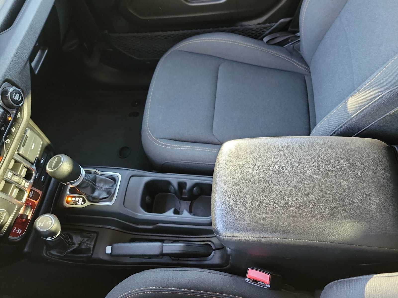 Thumbnail: 2024 Jeep Gladiator - 19