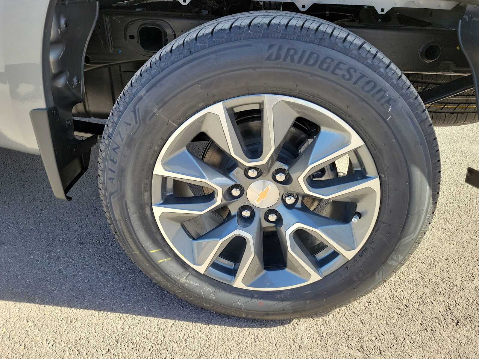 Thumbnail: 2026 Chevrolet Silverado 1500 - 16