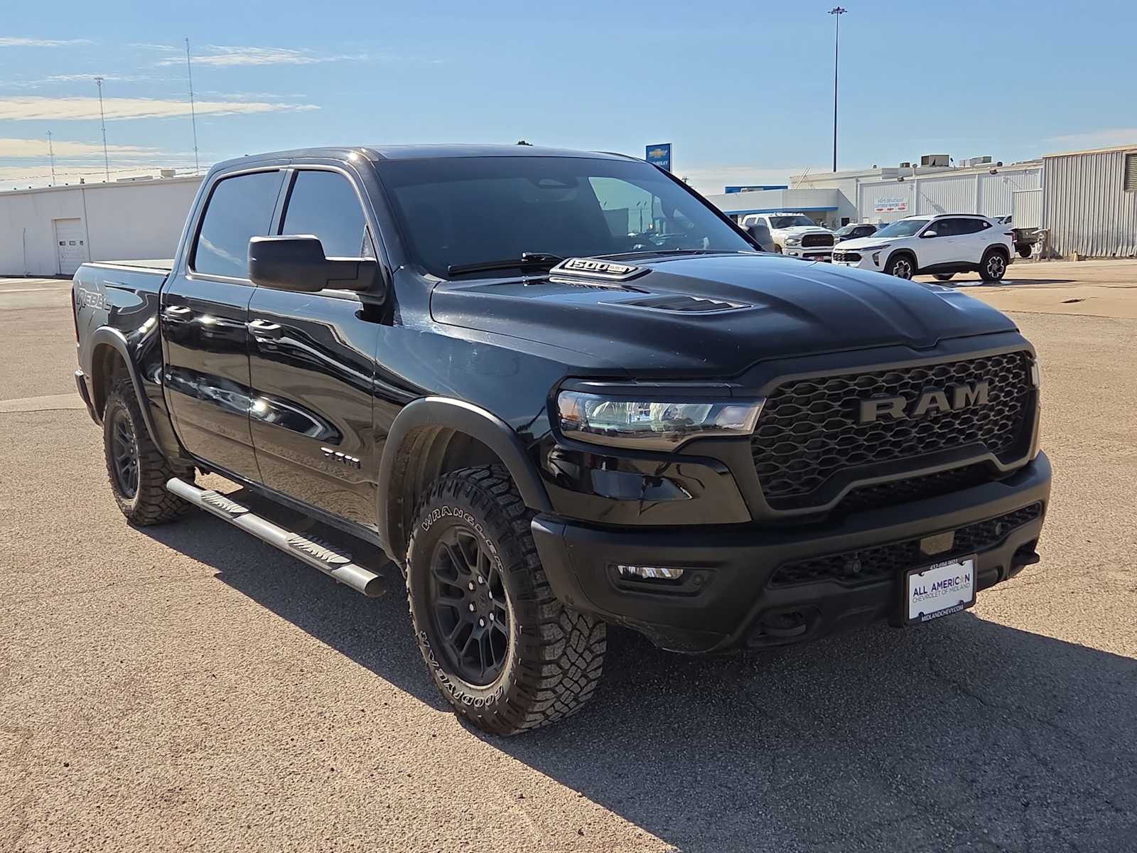 Thumbnail: 2025 RAM 1500 - 2