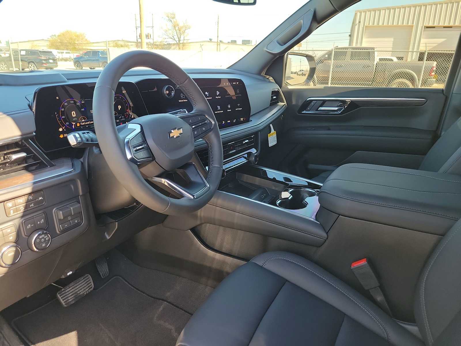 Thumbnail: 2026 Chevrolet Tahoe - 10