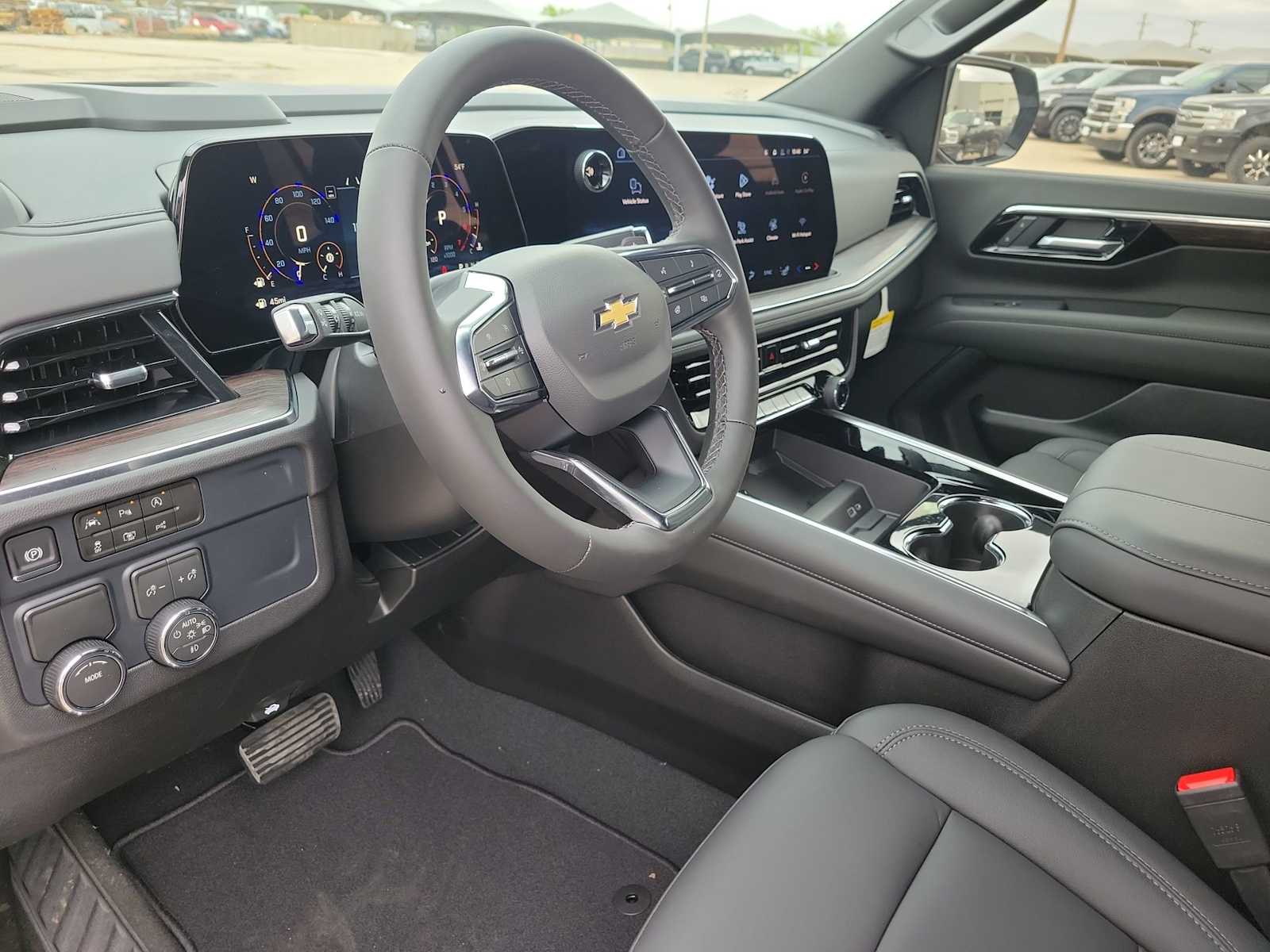 Thumbnail: 2026 Chevrolet Tahoe - 10