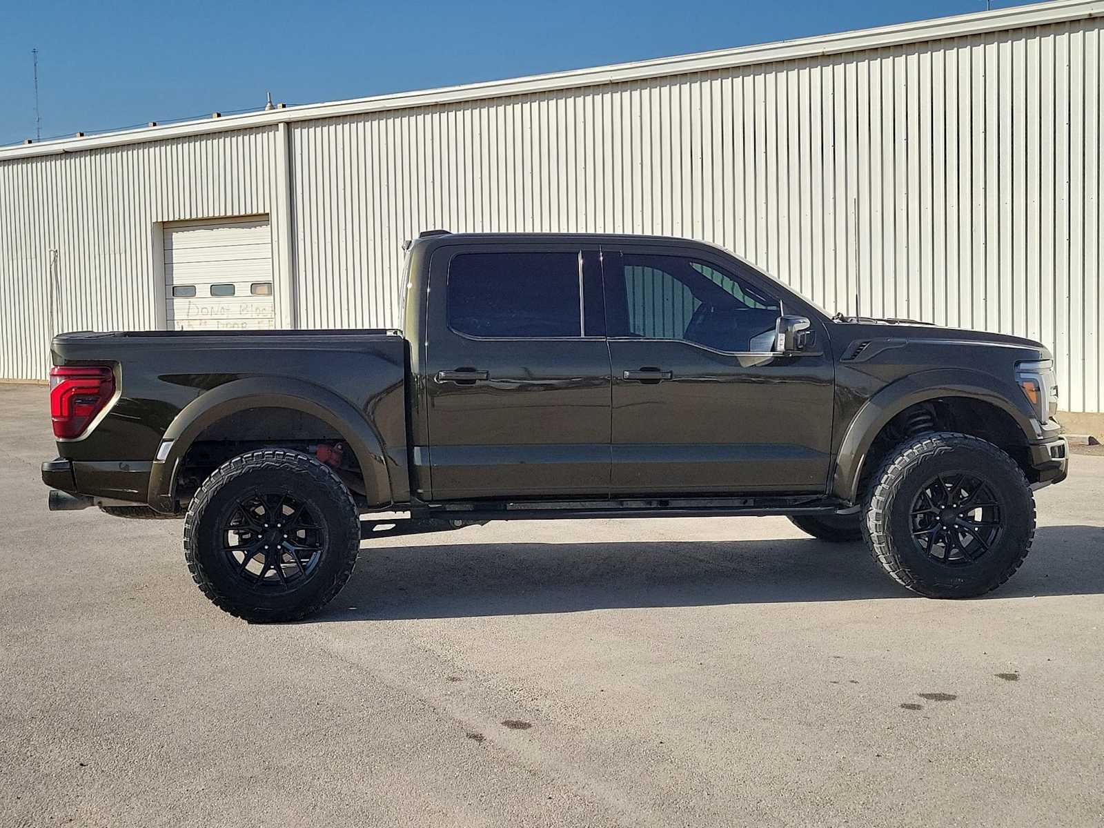 Thumbnail: 2025 Ford F-150 - 9