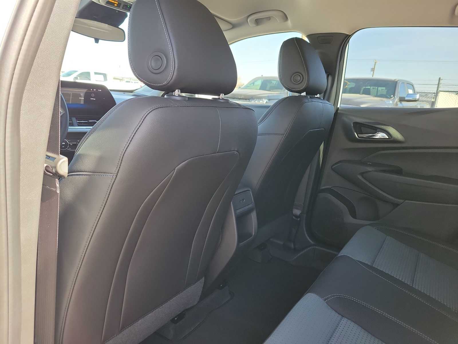 Thumbnail: 2026 Chevrolet Trax - 20