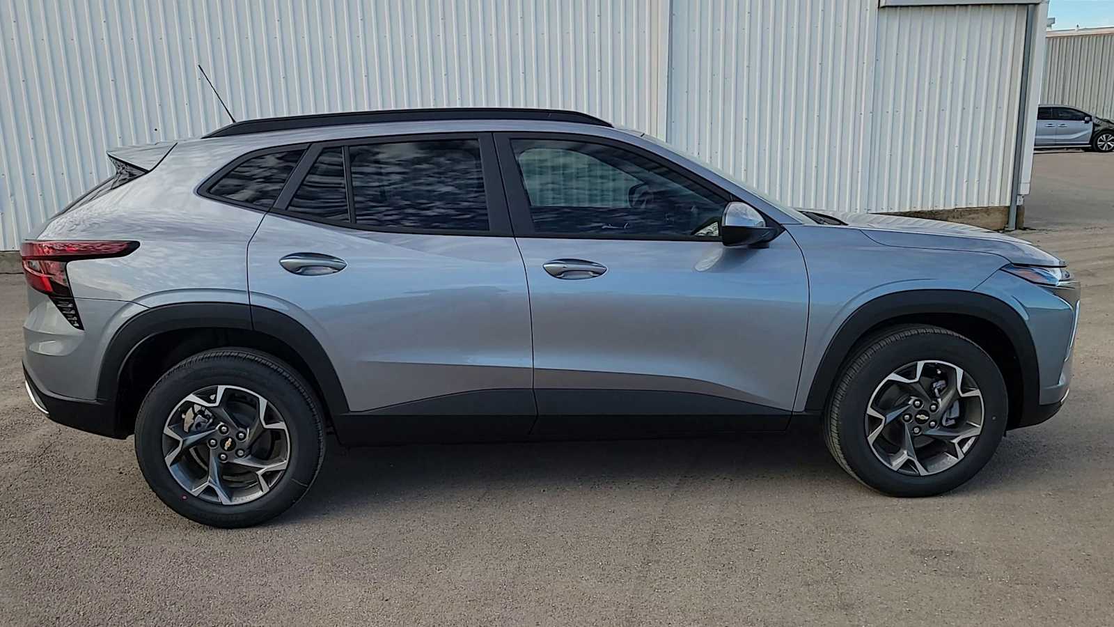 Thumbnail: 2026 Chevrolet Trax - 9