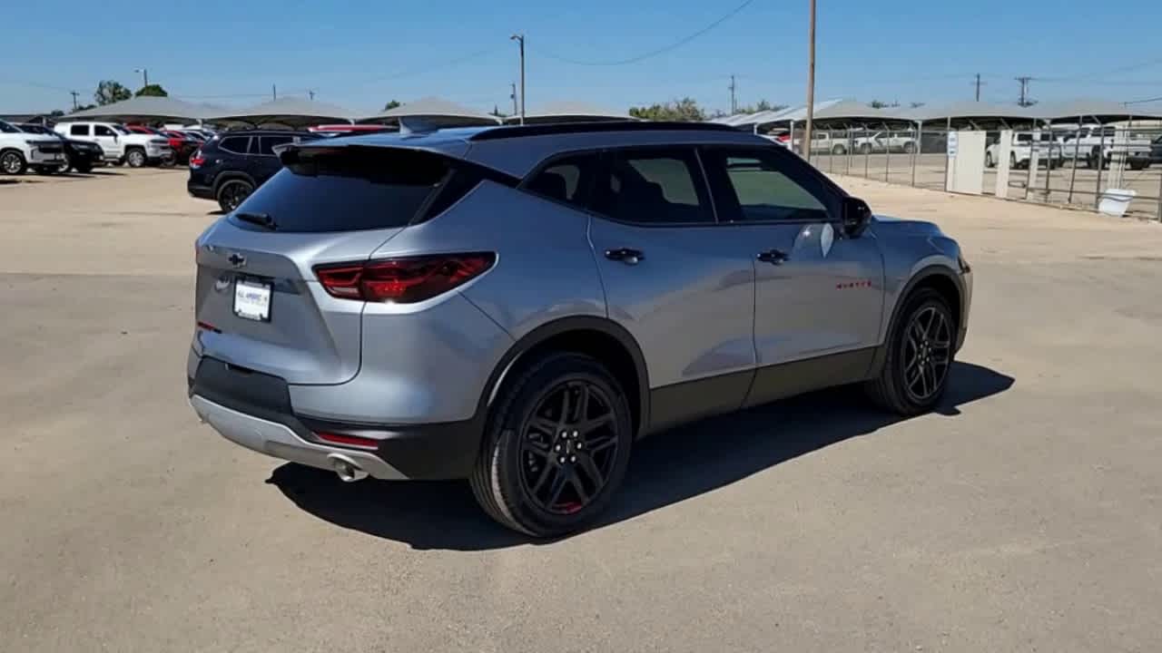 Thumbnail: 2025 Chevrolet Blazer - 8