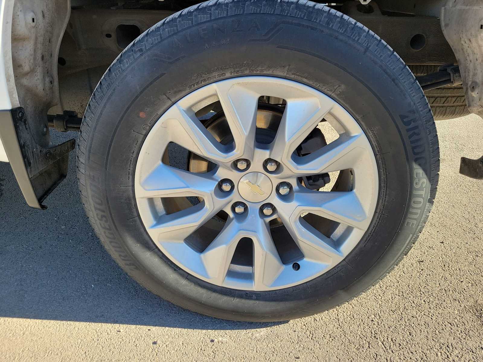 Thumbnail: 2022 Chevrolet Silverado 1500 - 16