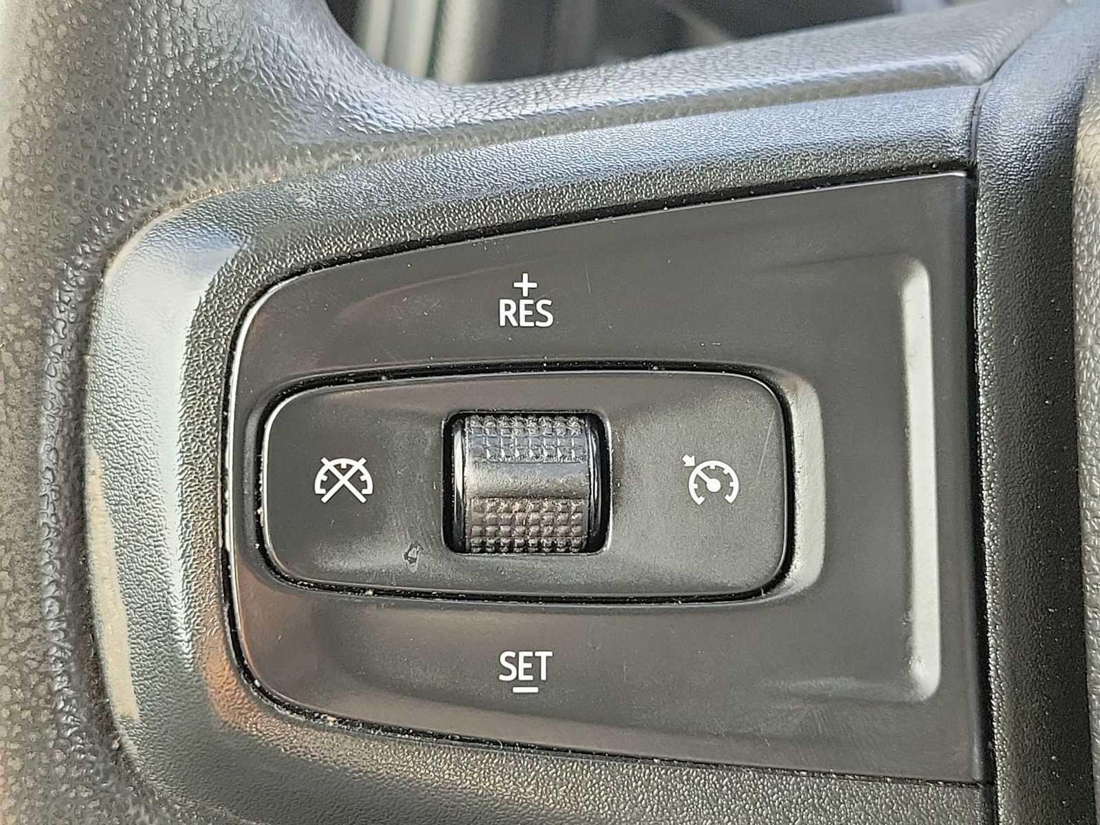 Thumbnail: 2022 Chevrolet Silverado 1500 - 23