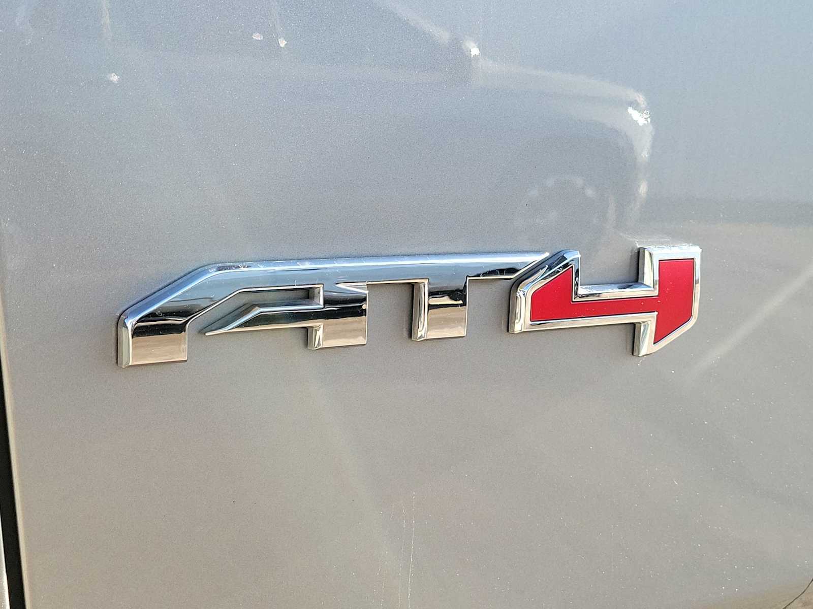 Thumbnail: 2023 GMC Yukon - 15