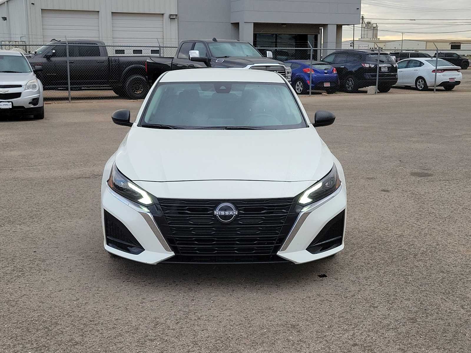 Thumbnail: 2025 Nissan Altima - 3