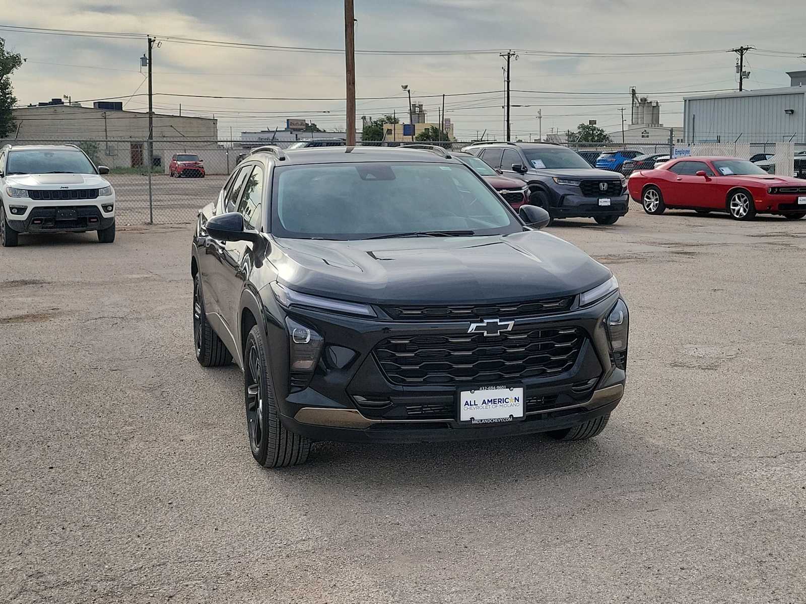 Thumbnail: 2025 Chevrolet Trax - 2