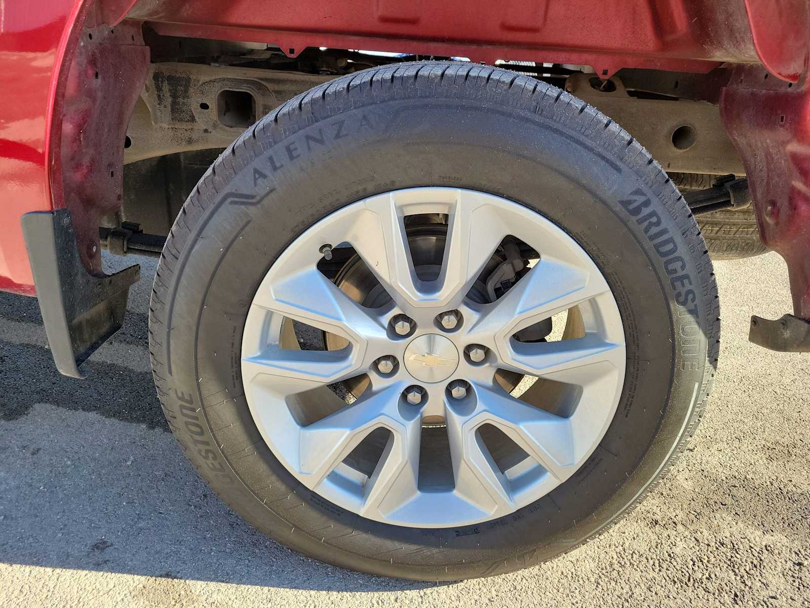 Thumbnail: 2022 Chevrolet Silverado 1500 - 16