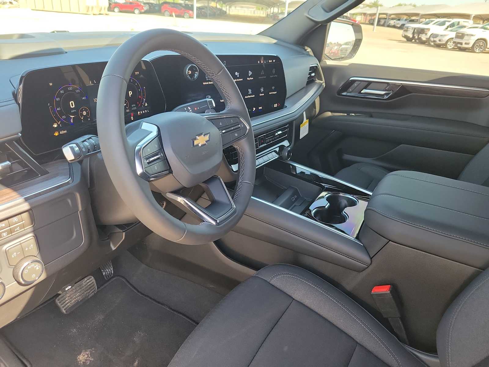 Thumbnail: 2026 Chevrolet Suburban - 10