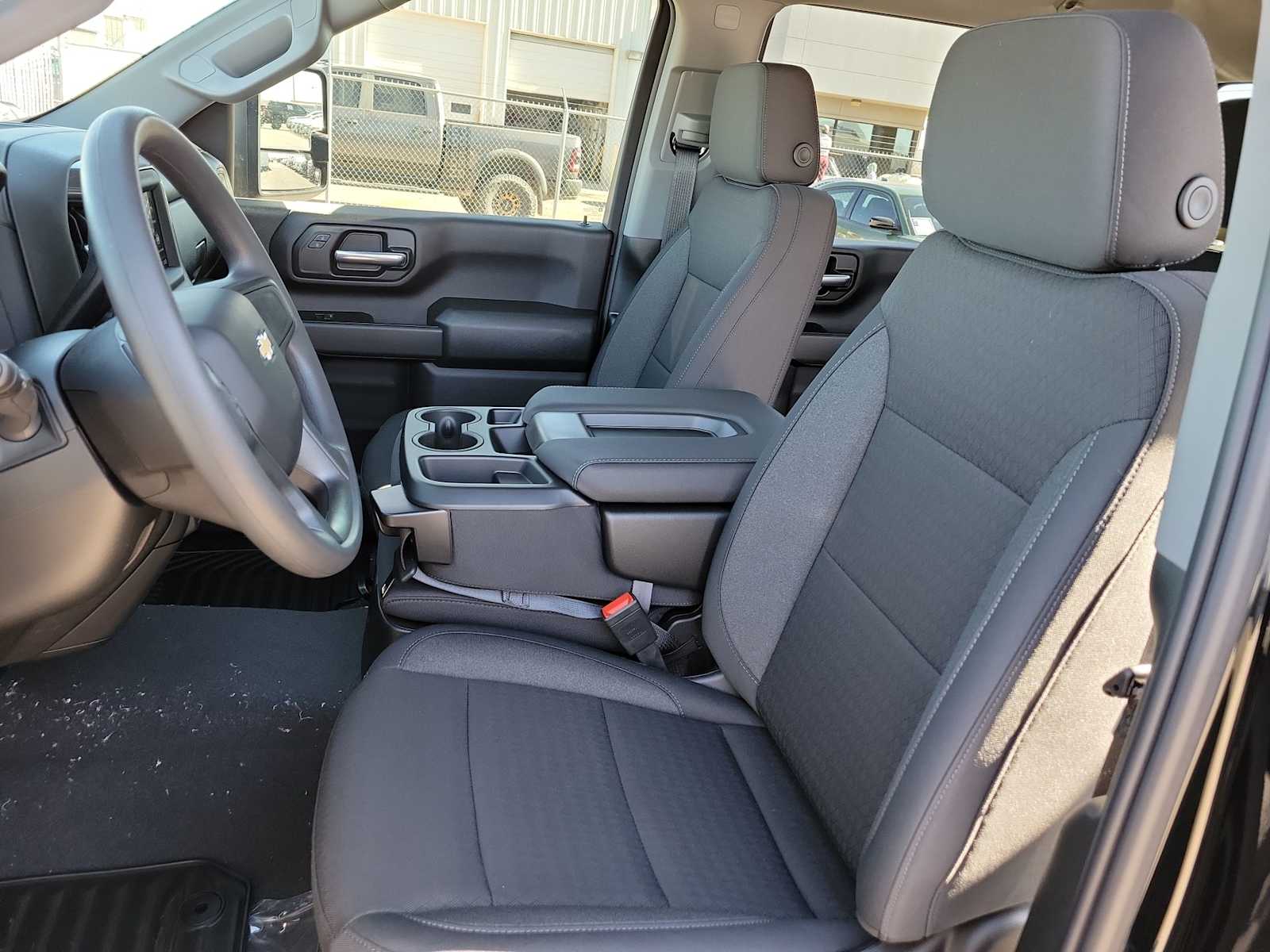 Thumbnail: 2026 Chevrolet Silverado 2500 - 19