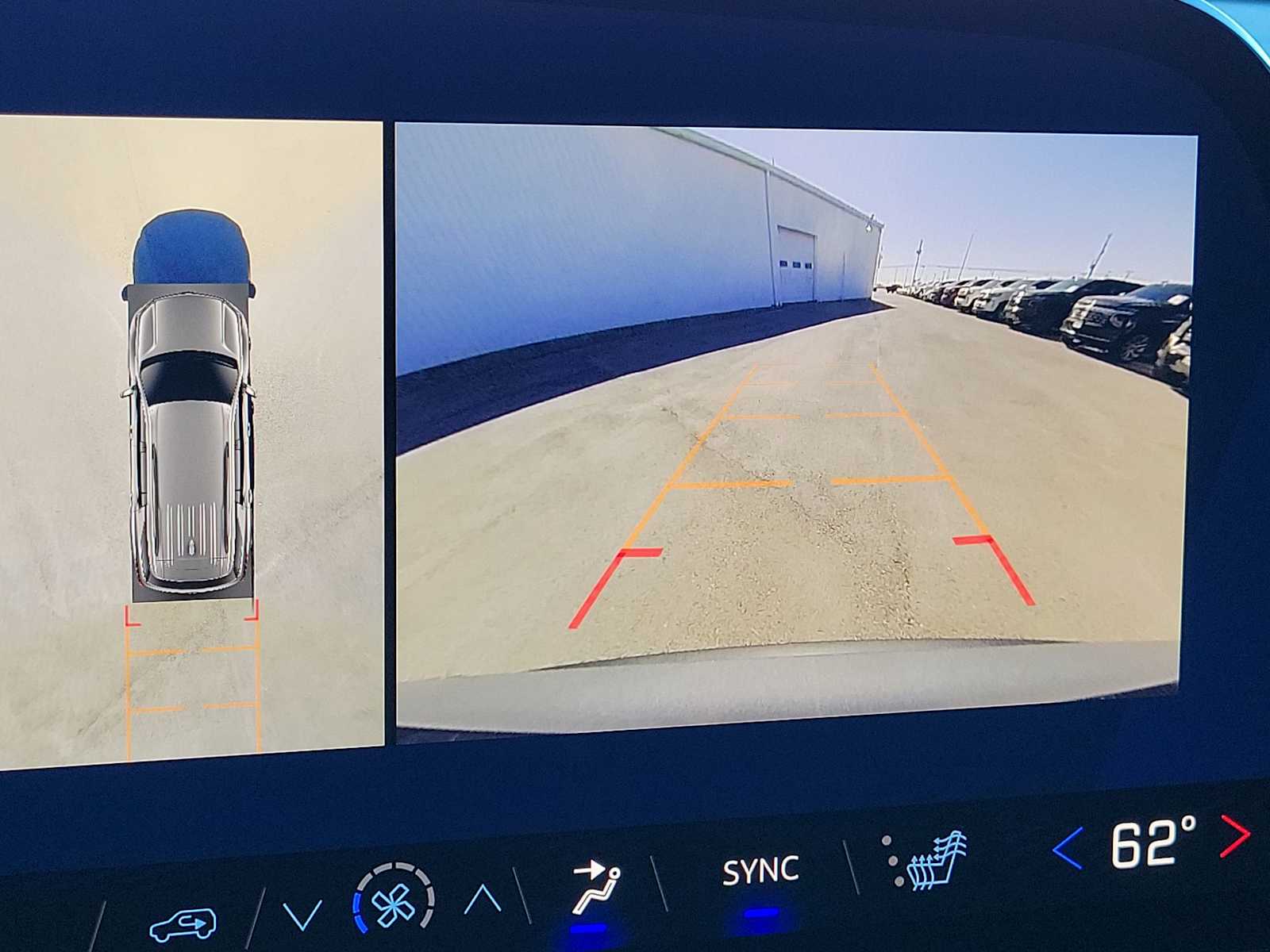 Thumbnail: 2026 Chevrolet Traverse - 28