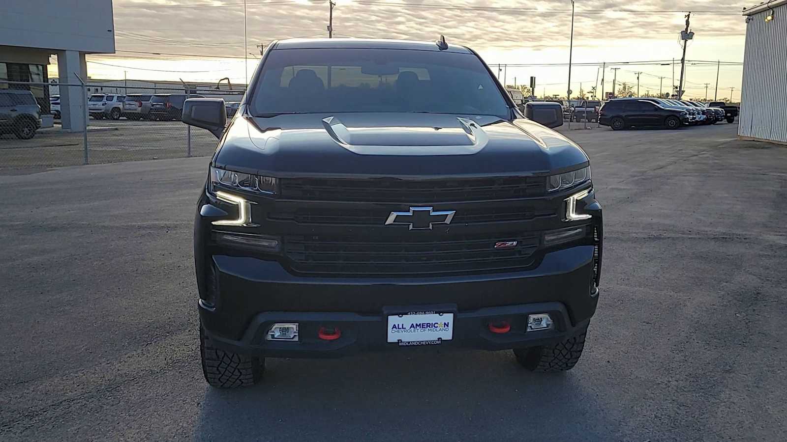 Thumbnail: 2021 Chevrolet Silverado 1500 - 3