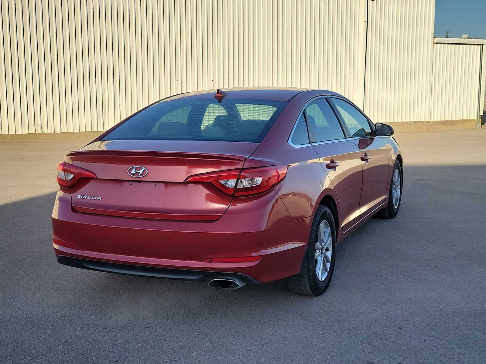 Thumbnail: 2017 Hyundai Sonata - 8