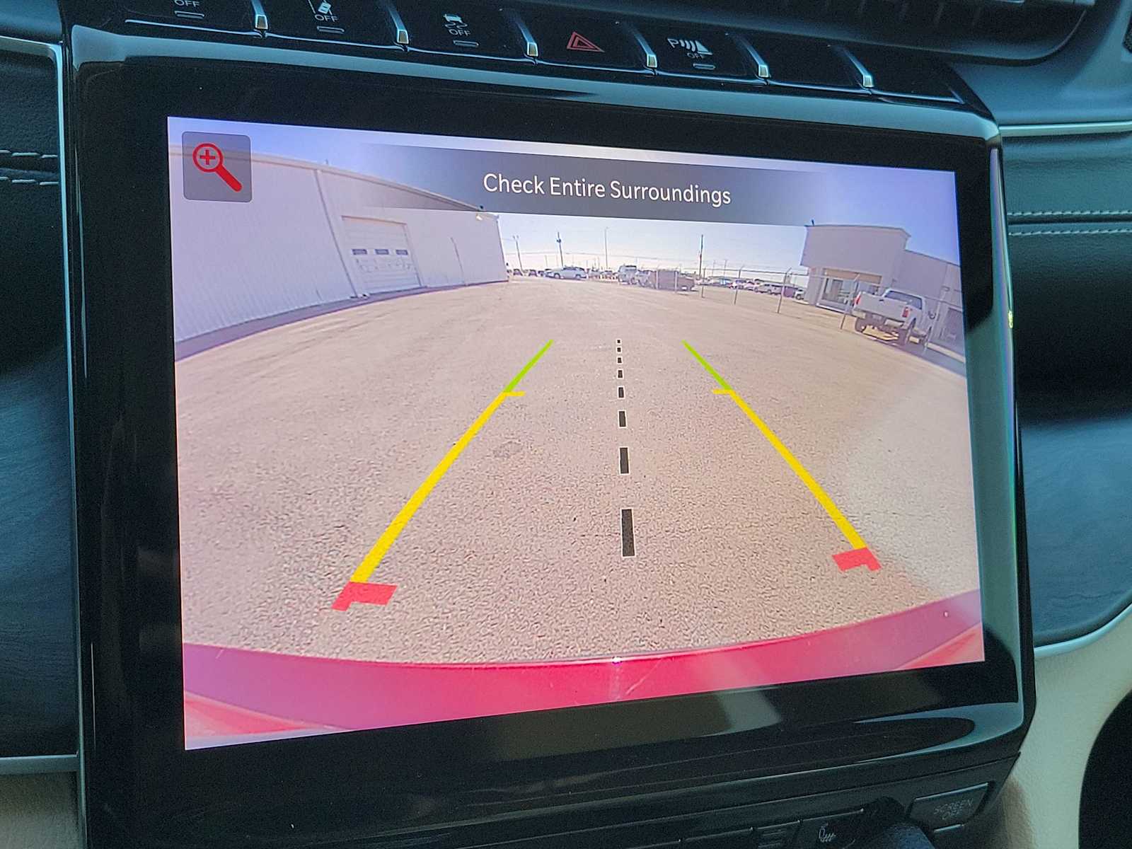 Thumbnail: 2022 Jeep Grand Cherokee - 28